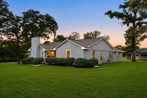 Photo of 409 Sikes Road, Bellville, TX 77418 (MLS # 57400774)