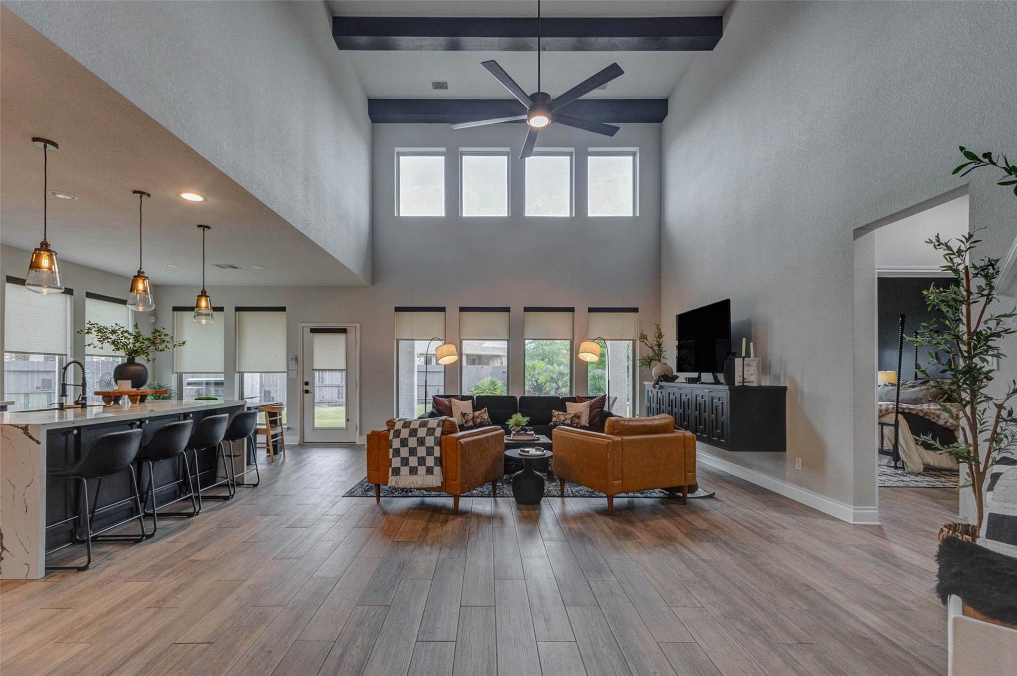 4303 Tupelo Leaf Court