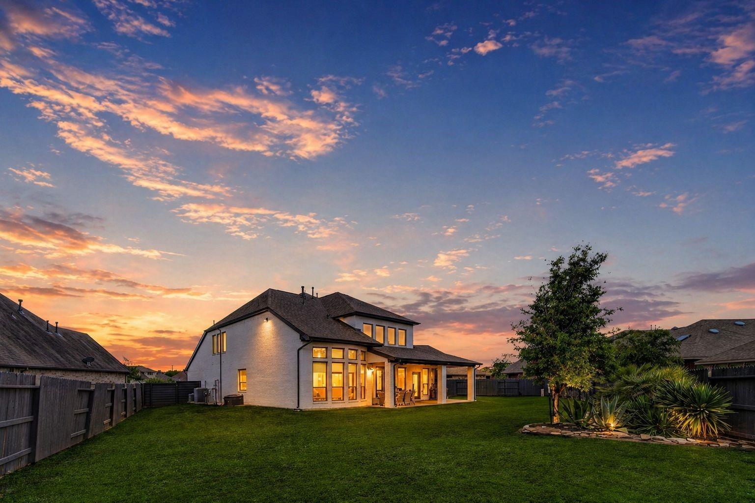 4303 Tupelo Leaf Court