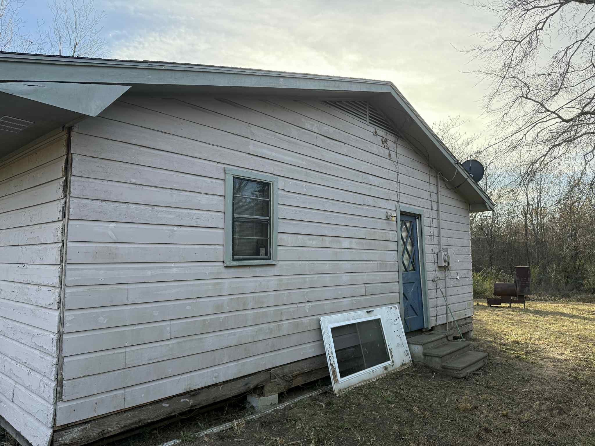 115 County Road 2938