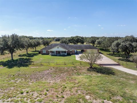 4231 Johnston Road Wallis TX 77485