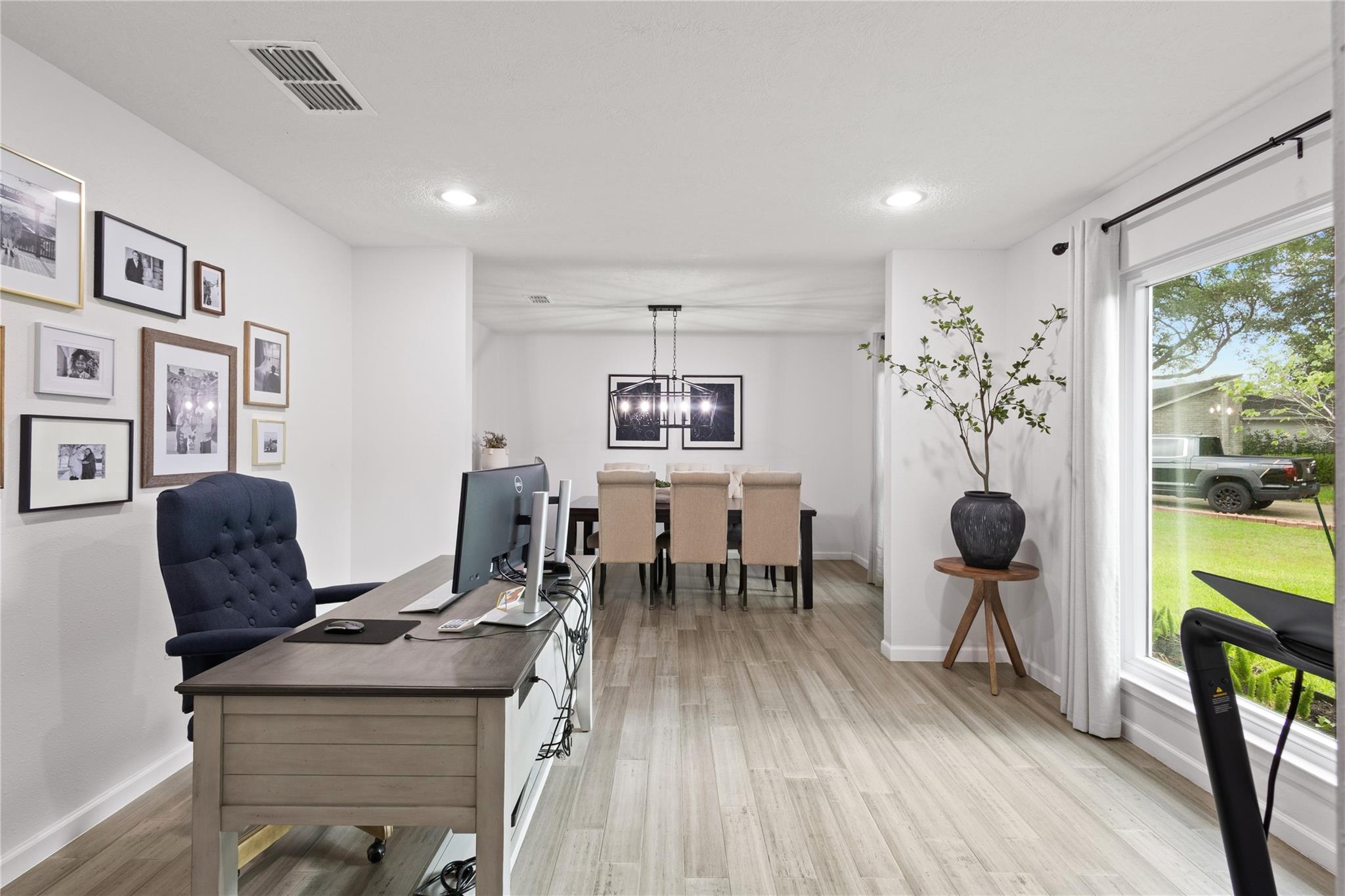 3129 Hartcliff Circle