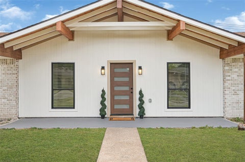 Photo of 11102 Sagecanyon Drive, Houston, TX 77089 (MLS # 13806666)