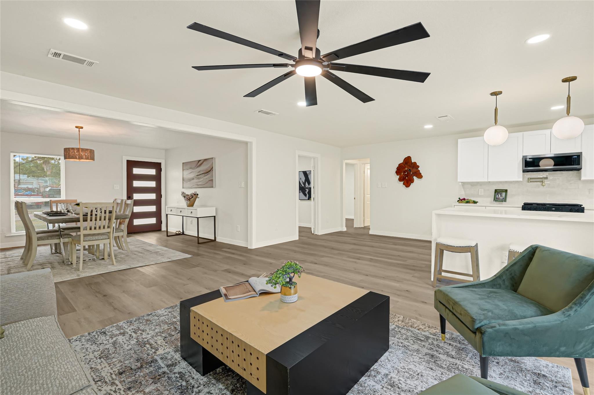 11102 Sagecanyon Drive