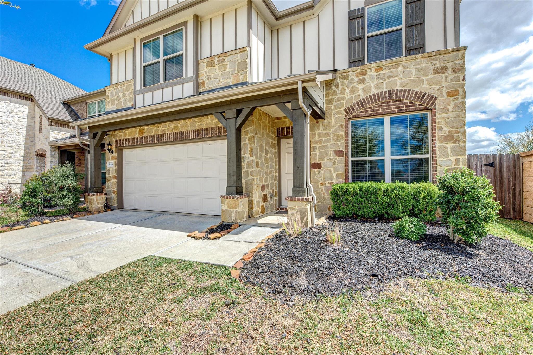 5302 Silver Ledge Drive