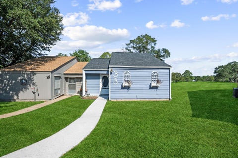 Photo of 33 Driving Range Lane, Trinity, TX 75862 (MLS # 53432873)