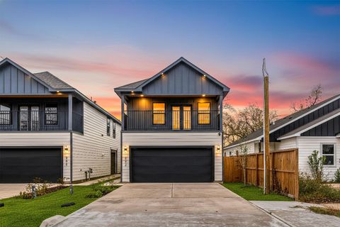 Photo of 882 Prosper Street, Houston, TX 77088 (MLS # 96596387)