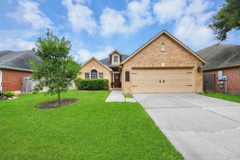 Homes For Sale - 506 Calloway Drive<br/> Sugar Land, TX 77479