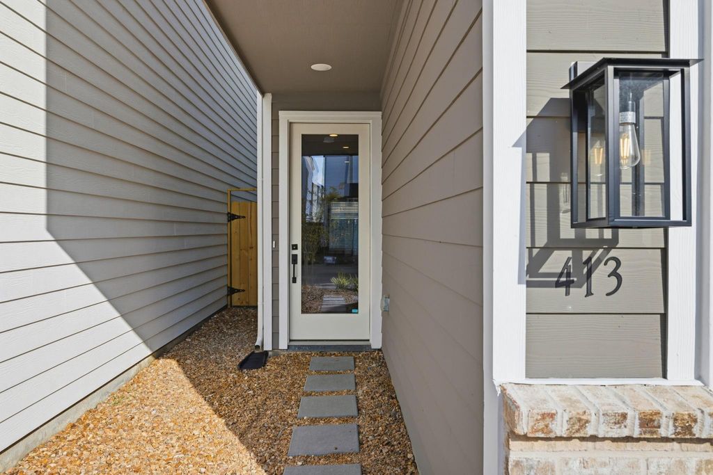 Photo of 413 Stonework Landing Lane, Houston, TX 77076 (MLS # 20967119)