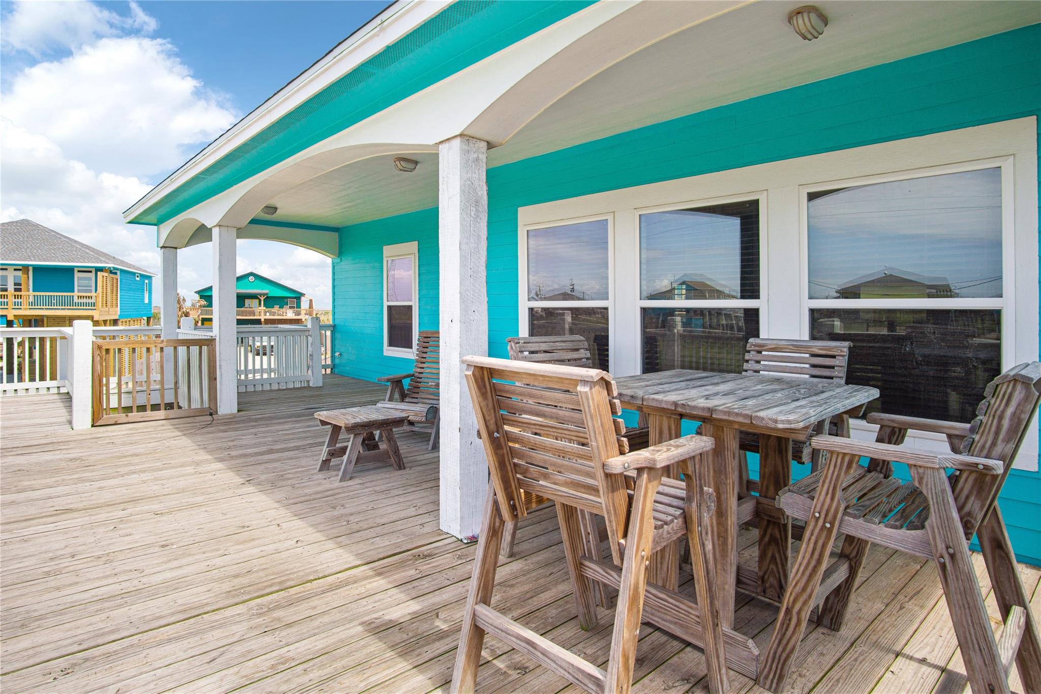 988 Gulf Road