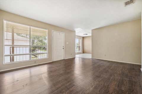 Apartment For Rent - 119 Lazy Lane<br/> Sealy, TX 77474