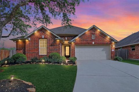 Photo of 13415 Star Creek Lane, Rosharon, TX 77583 (MLS # 73566599)