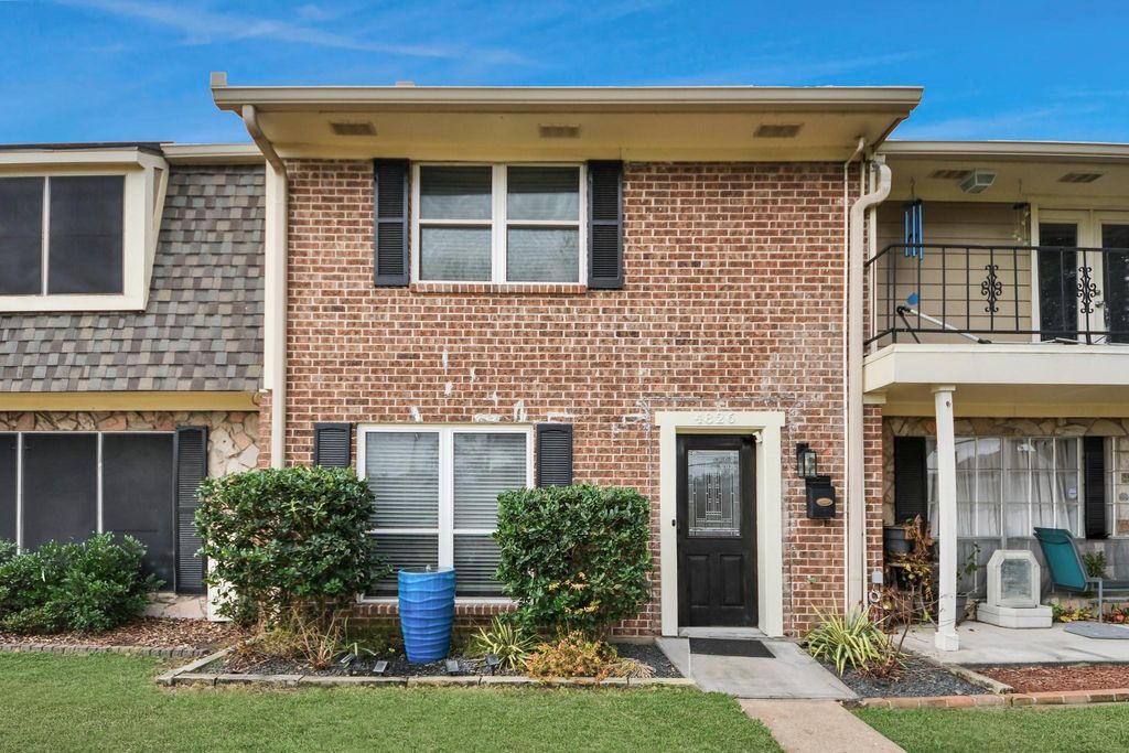 Photo of 4826 Milwee Street, Houston, TX 77092 (MLS # 84818660)