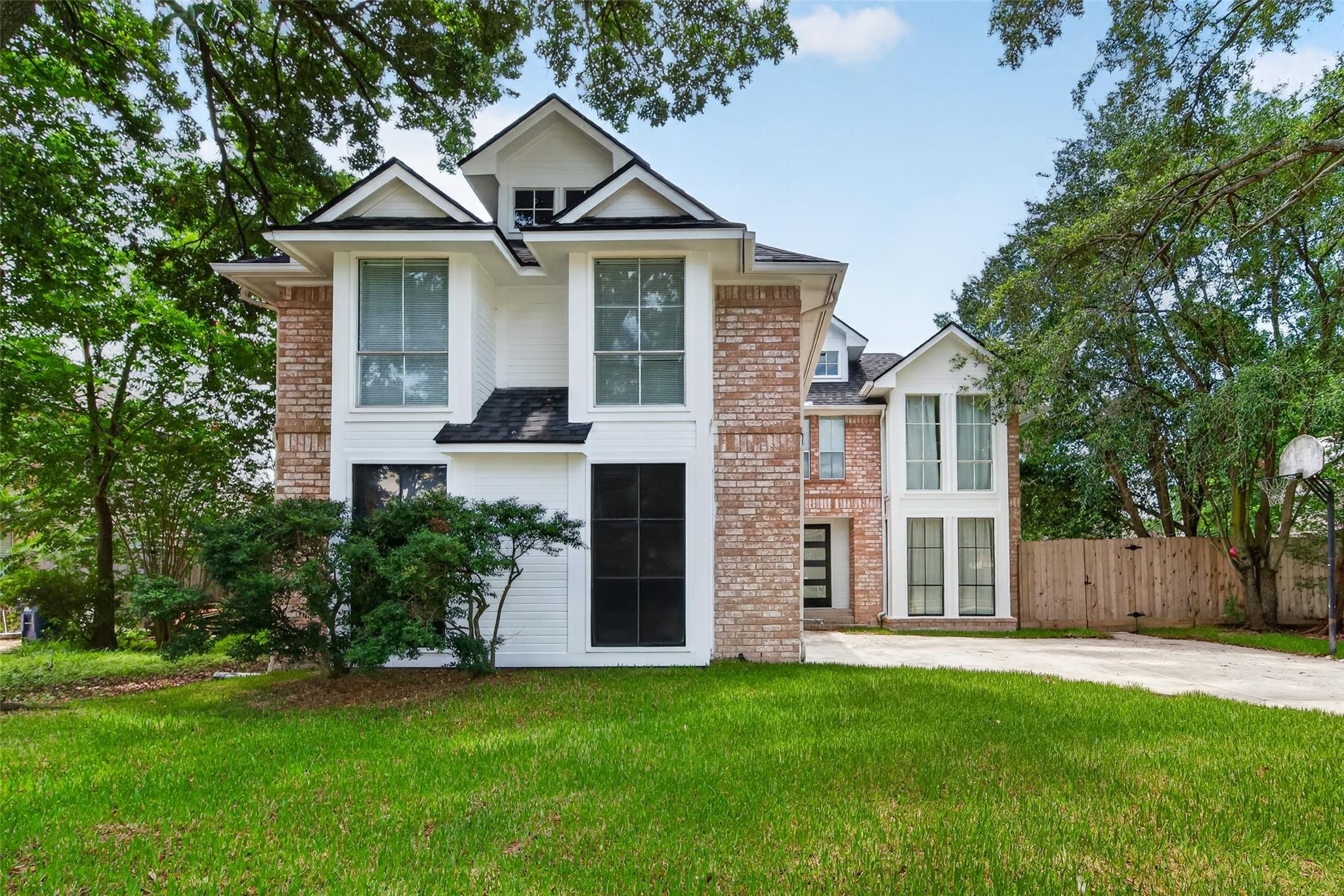 6406 Via Espana Drive