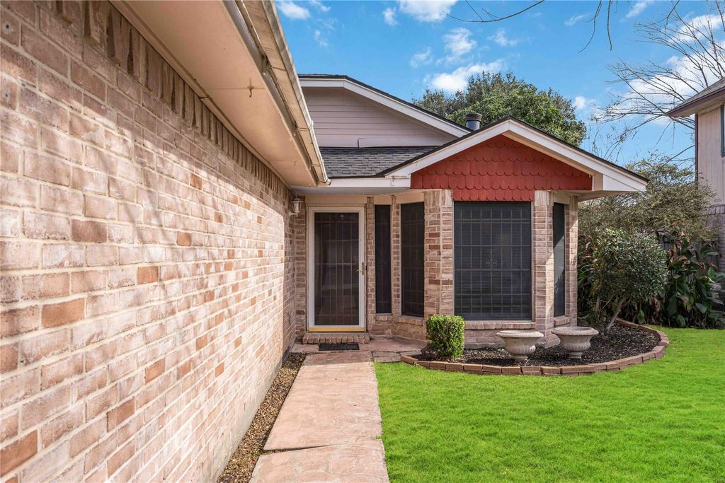 Photo of 19914 River Brook Drive, Humble, TX 77346 (MLS # 23056962)