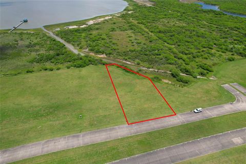 Photo of 3406 Beachside Boulevard, Palacios, TX 77465 (MLS # 33648272)