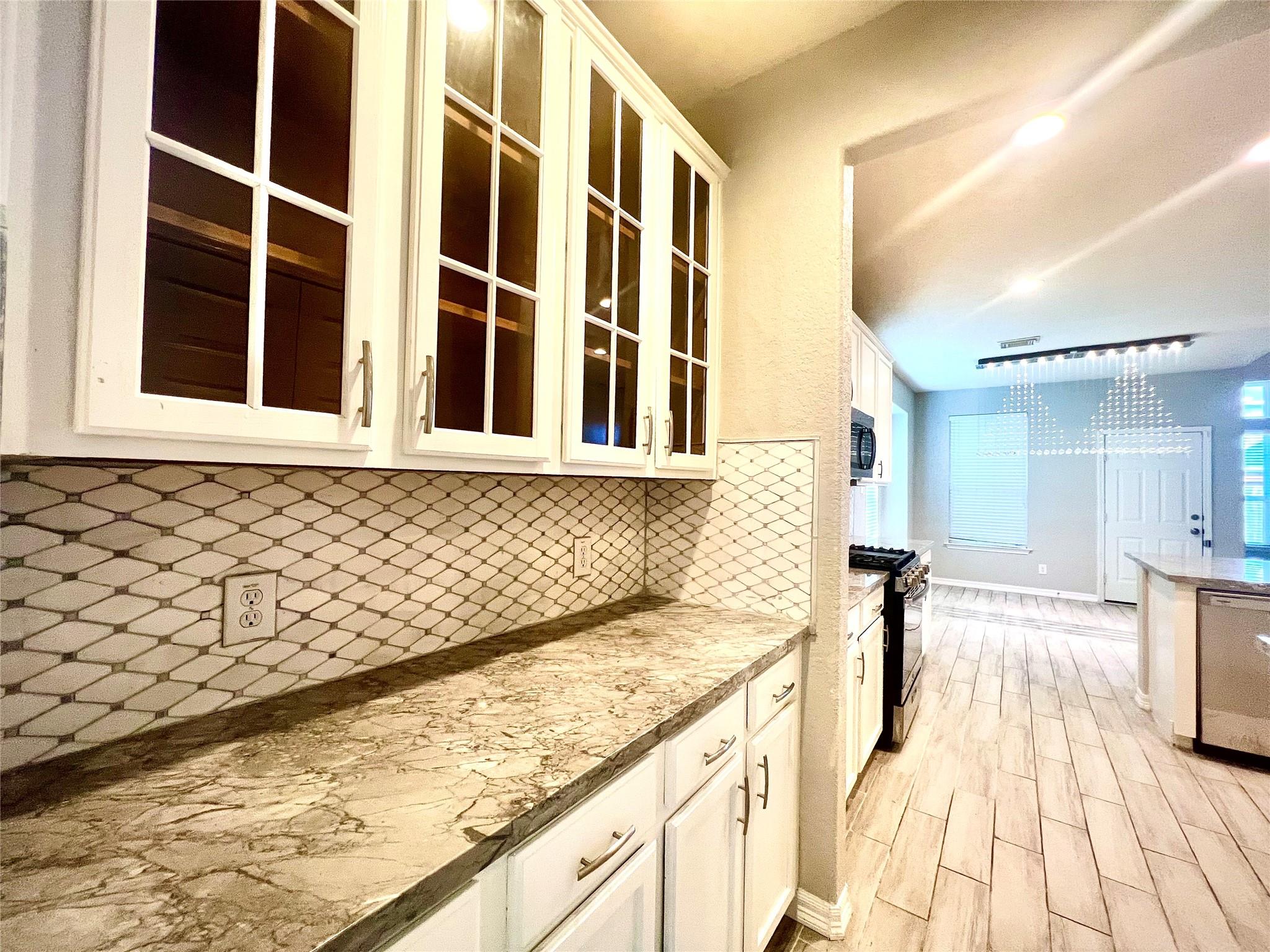 21018 Oakley Hill Court