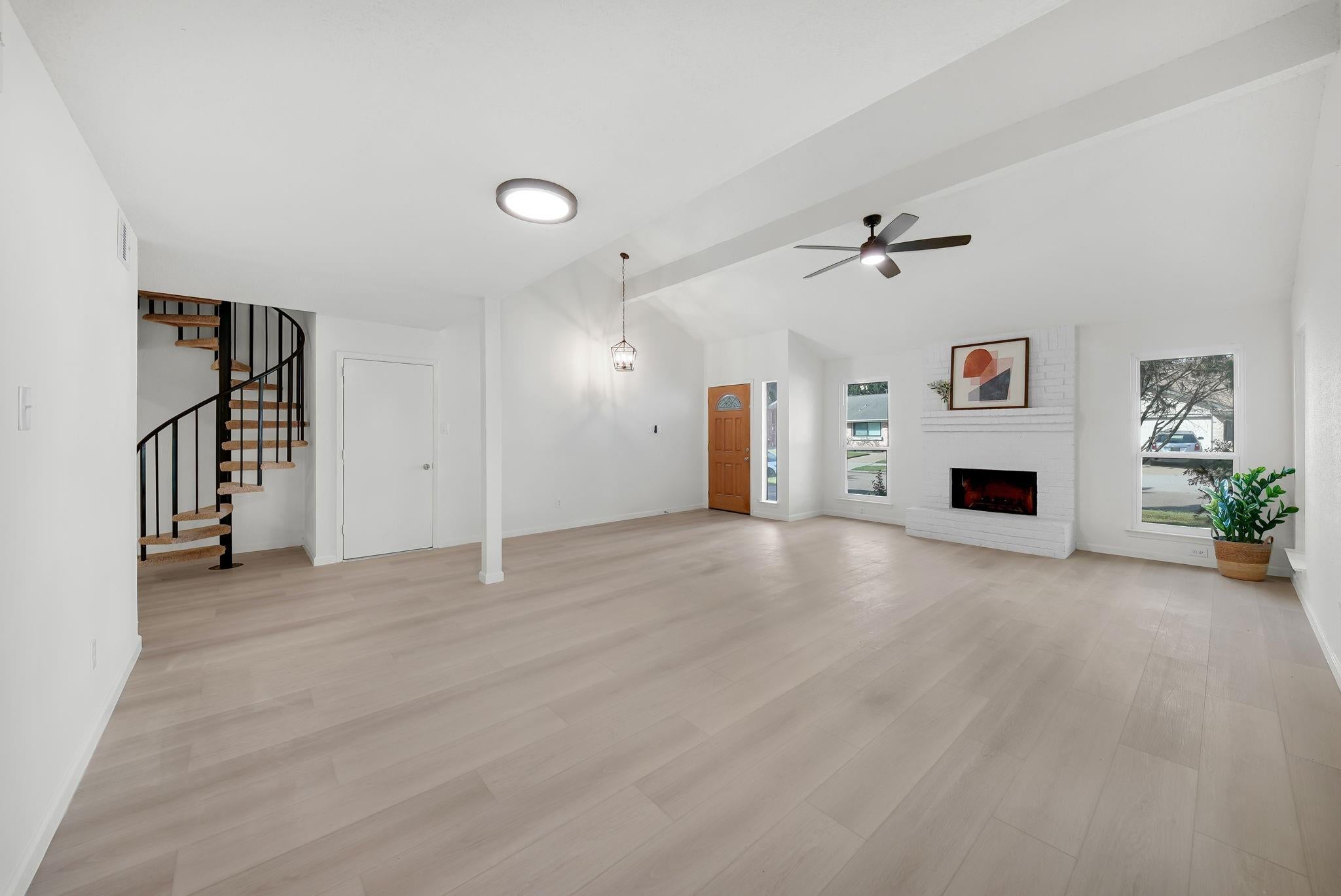 1910 Brushy Creek Drive