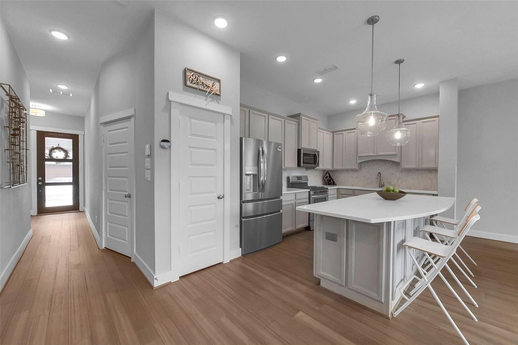 Photo of 12531 Holly Blue Lane, Houston, TX 77077 (MLS # 39359310)