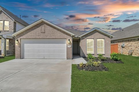 Photo of 359 Ice Shore Trail, Dayton, TX 77535 (MLS # 91257487)