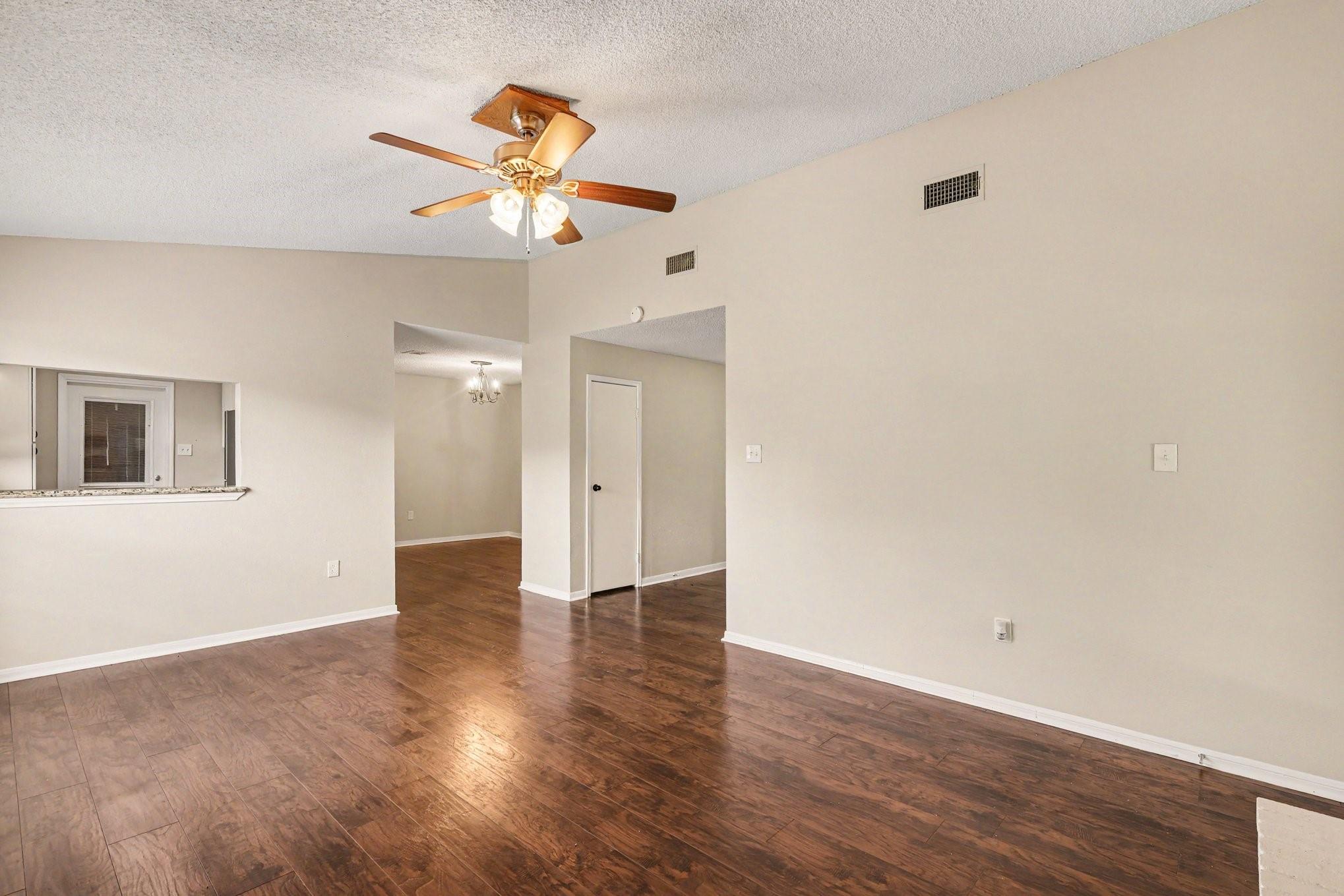 7307 Willow Oak Drive