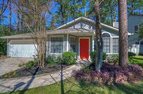 Photo of 28 Fallenstone Drive, The Woodlands, TX 77381 (MLS # 75704357)