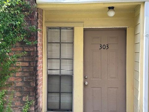 Photo of 10501 South Drive #303, Houston, TX 77099 (MLS # 98237646)