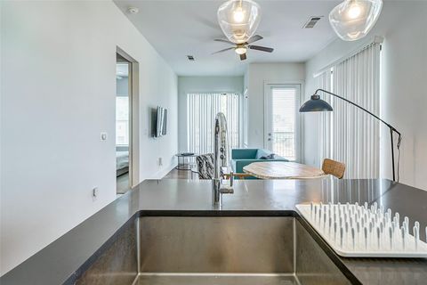 1508 Blodgett Street 609 Houston TX 77004