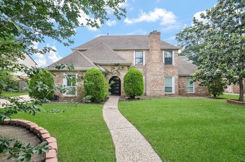 Photo of 15614 Dawnbrook Drive, Houston, TX 77068 (MLS # 80975421)