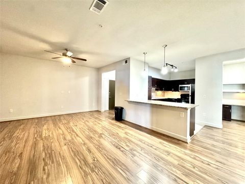 Photo of 3333 Weslayan St Street #2352, Houston, TX 77027 (MLS # 15805632)