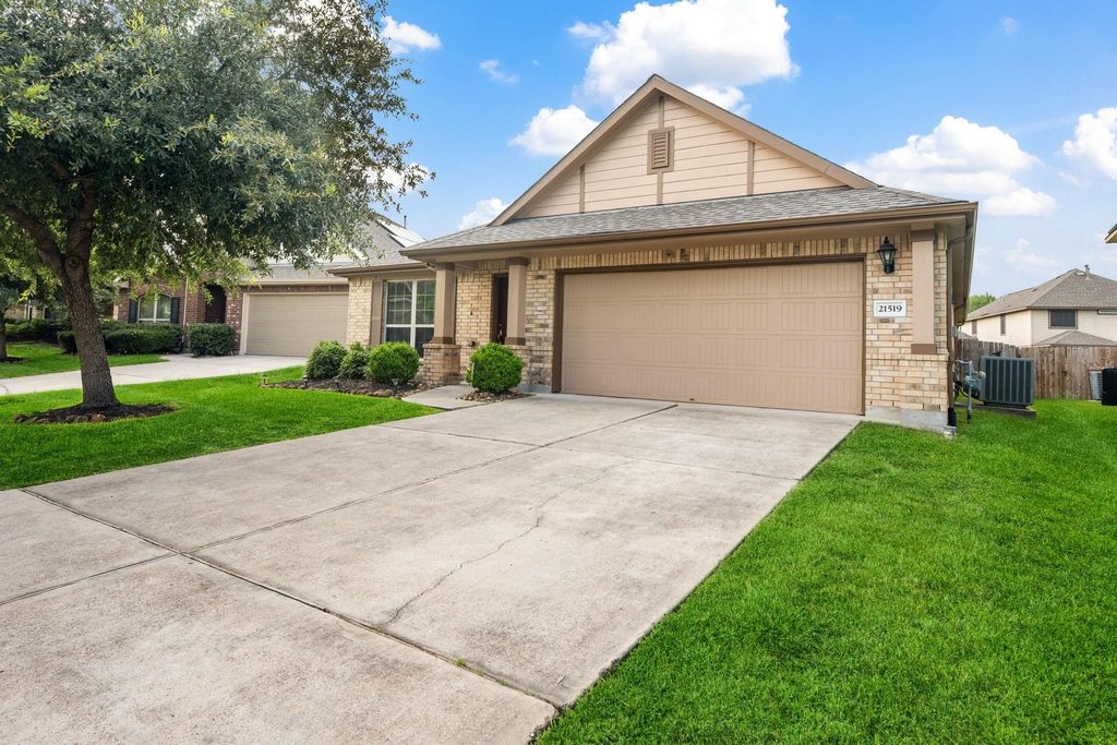 Photo of 21519 Boix Manor Lane, Porter, TX 77365 (MLS # 60605706)