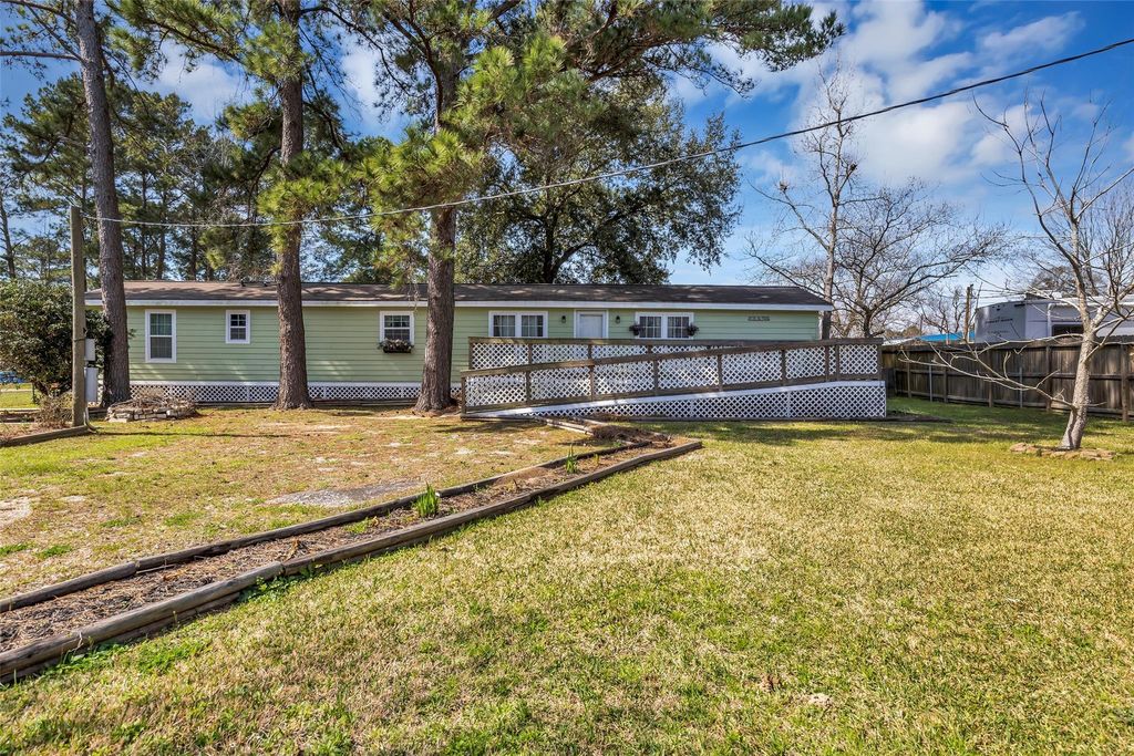 Photo of 21138 Willow Street, New Caney, TX 77357 (MLS # 17444426)