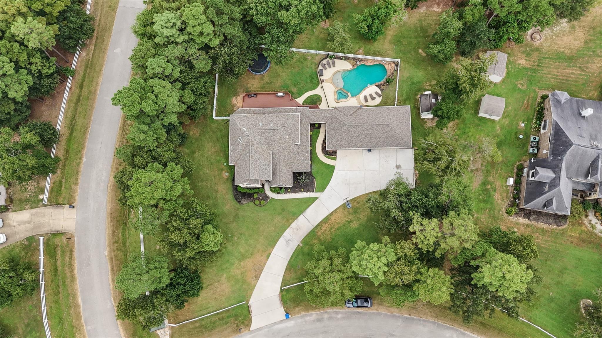 32926 Leafy Oak Court