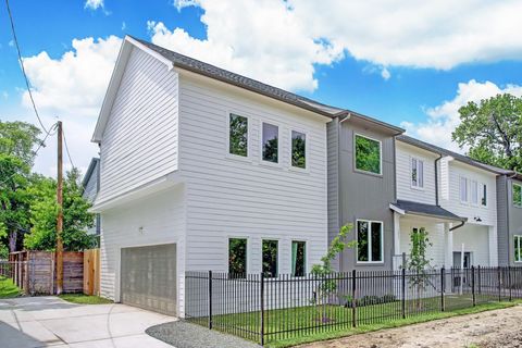 Photo of 3827 Arlington Street, Houston, TX 77018 (MLS # 6706220)