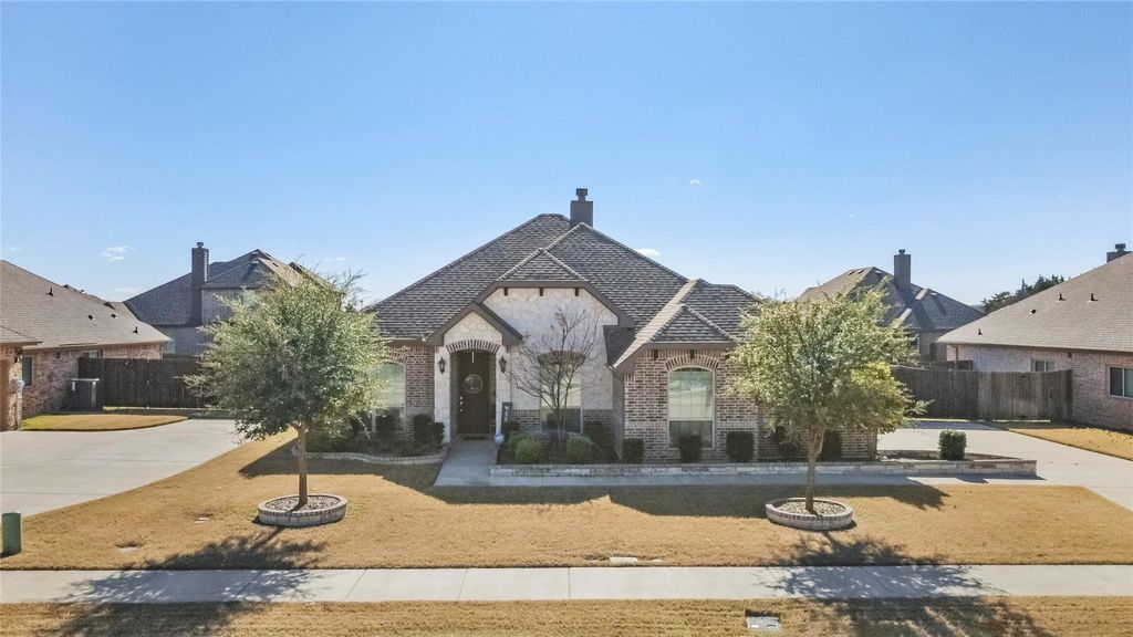 Photo of 6014 Allison Drive, Midlothian, TX 76065 (MLS # 55712189)