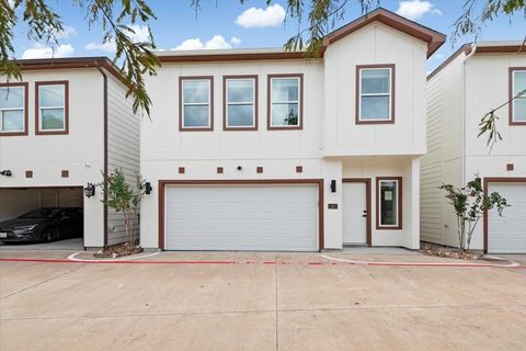 Photo of 11617 Waldemar Drive, Houston, TX 77077 (MLS # 44722965)