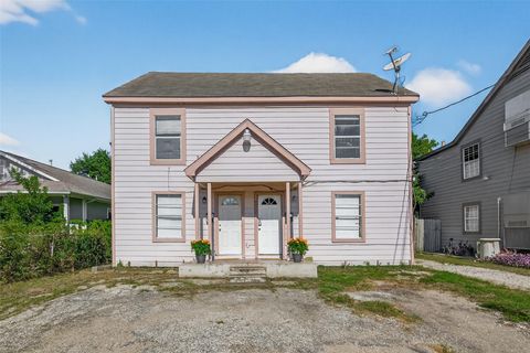Photo of 7111 Myrtle Street, Houston, TX 77087 (MLS # 39017360)