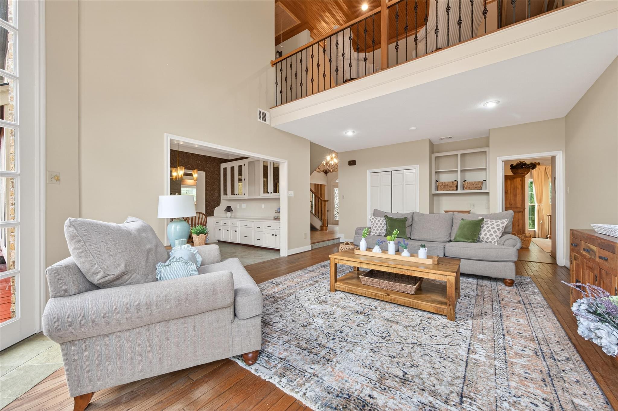 5434 Pine Springs Court