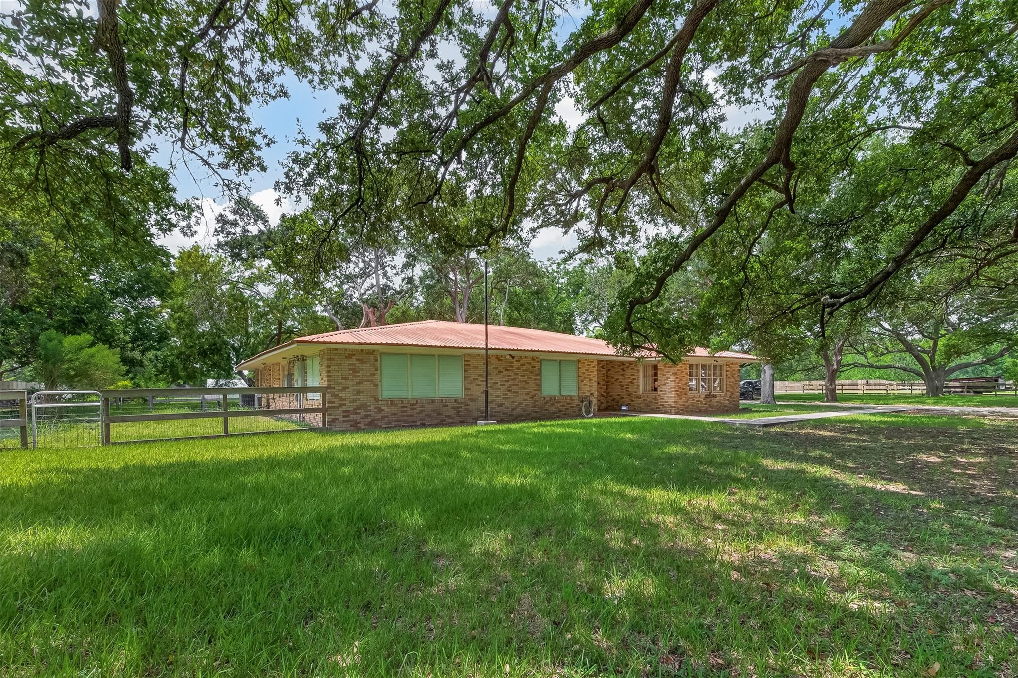 5606 Highland Road