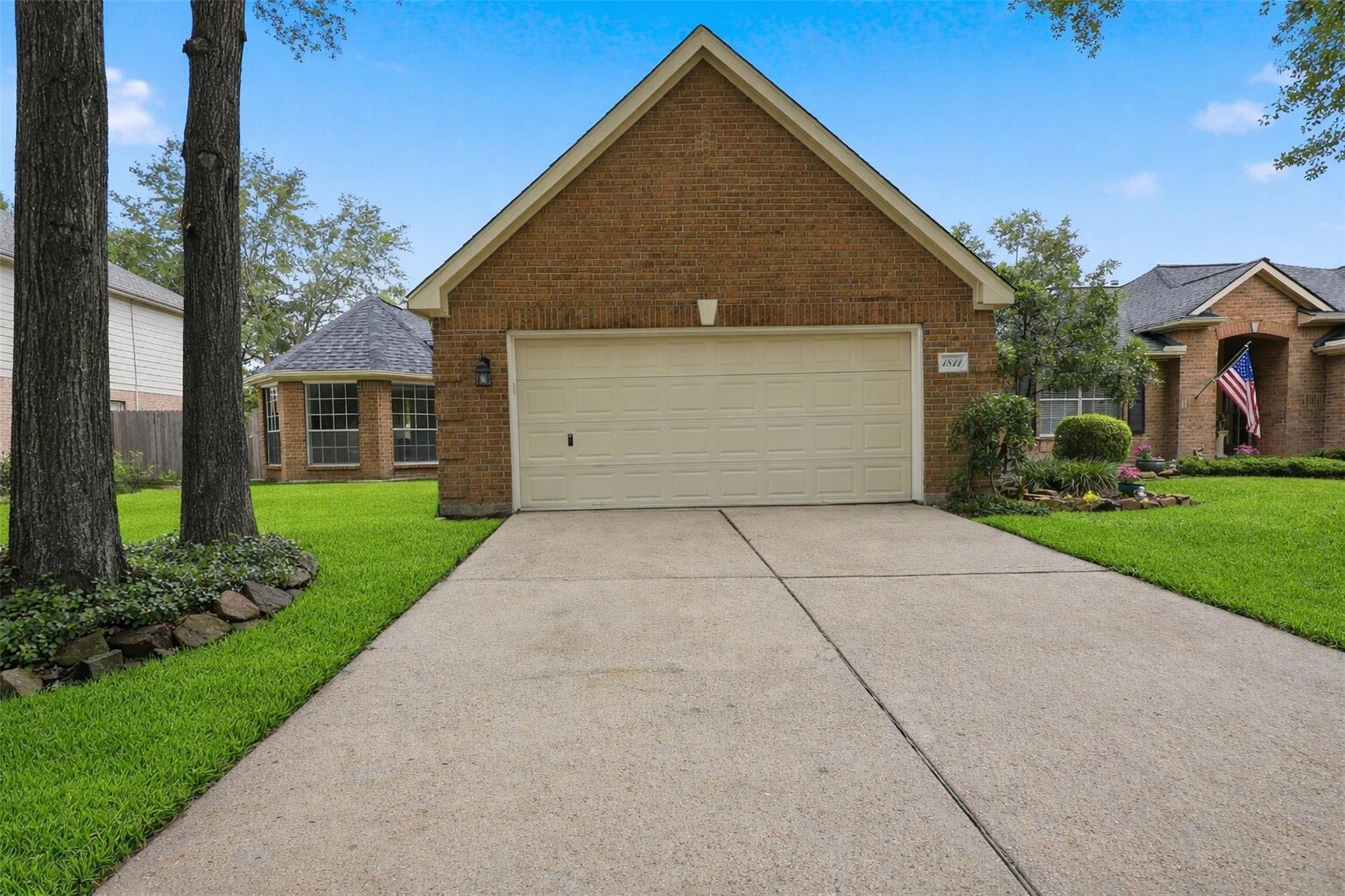 1811 Ridgeway Trail