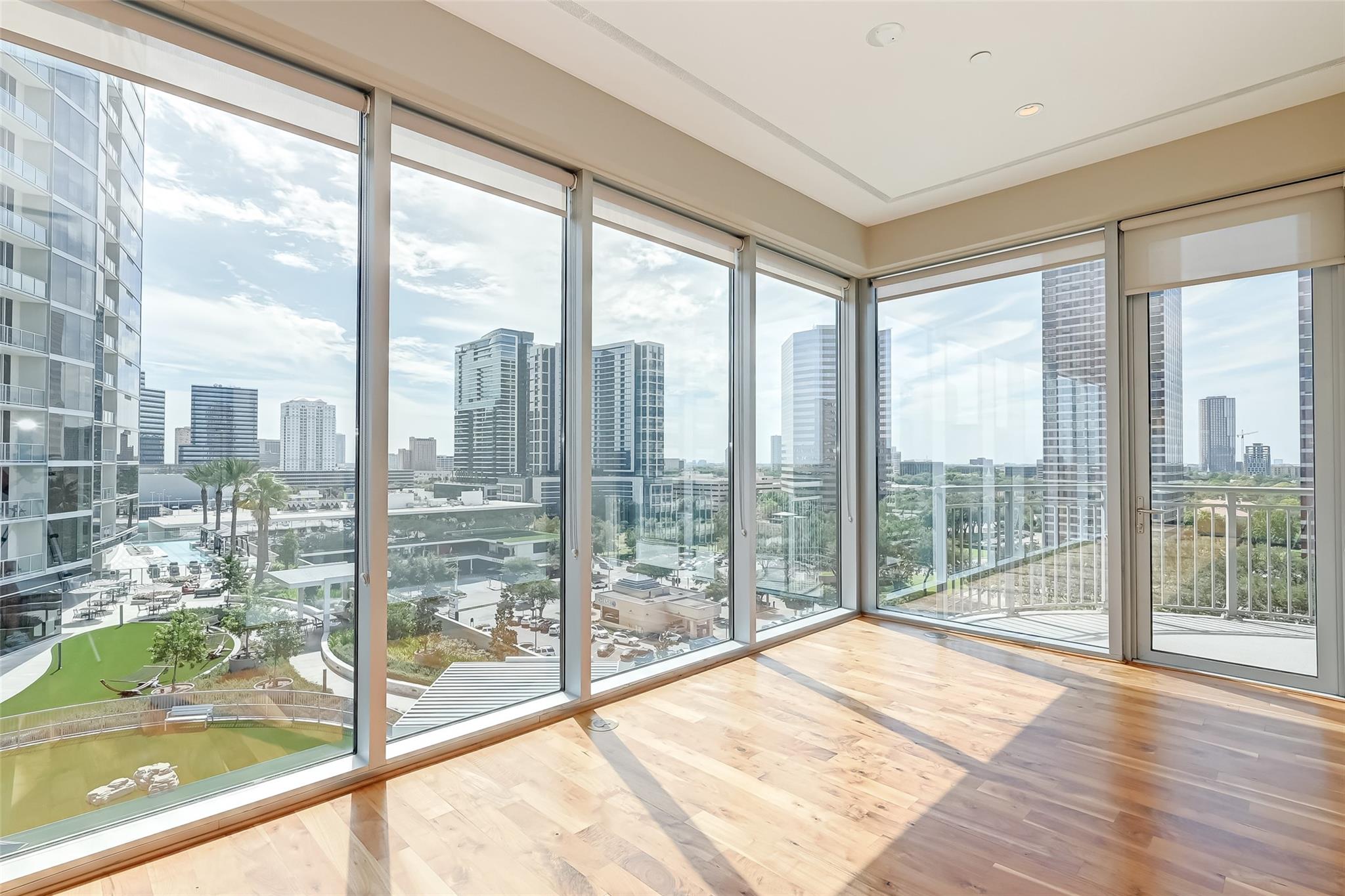 1600 Post Oak Boulevard 1008