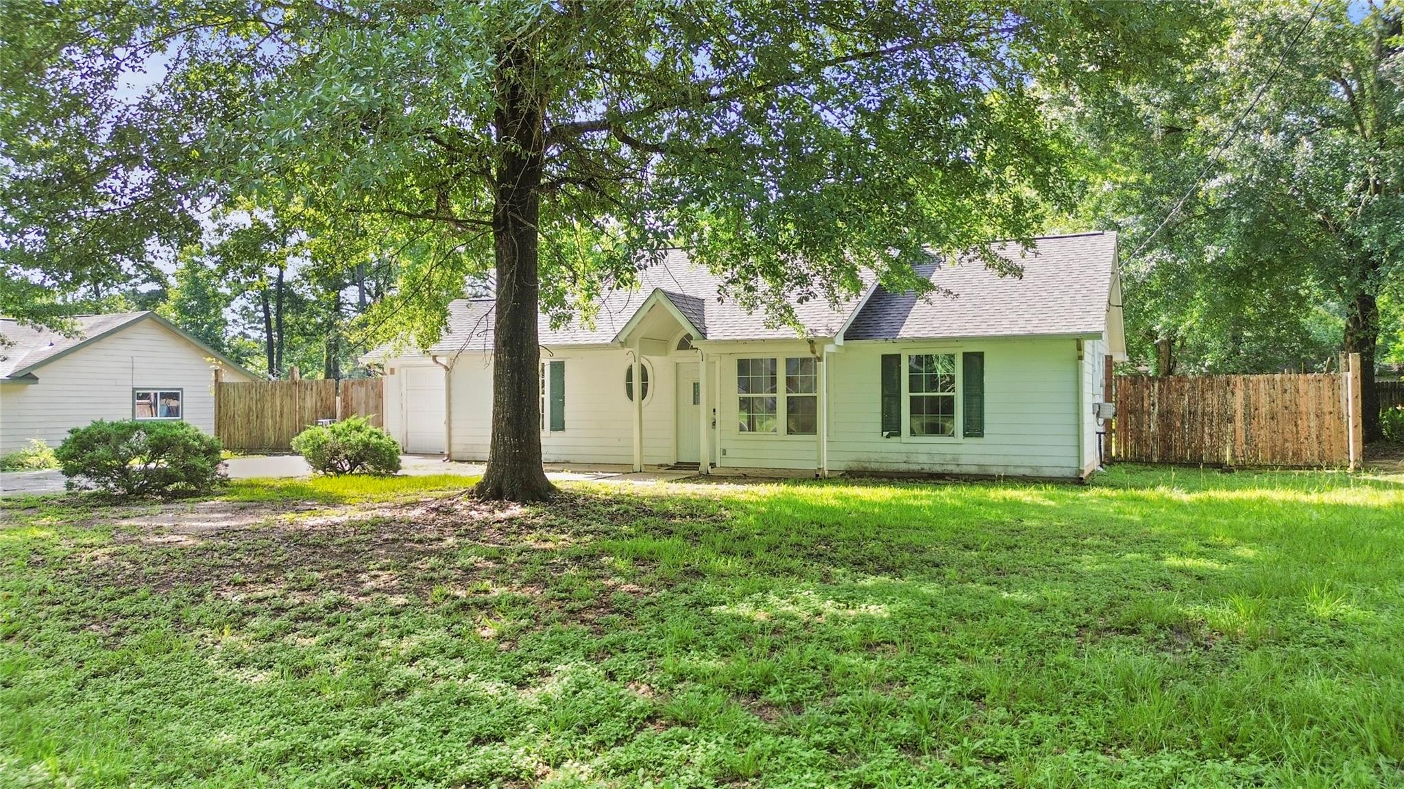 10674 Royal Pines Drive