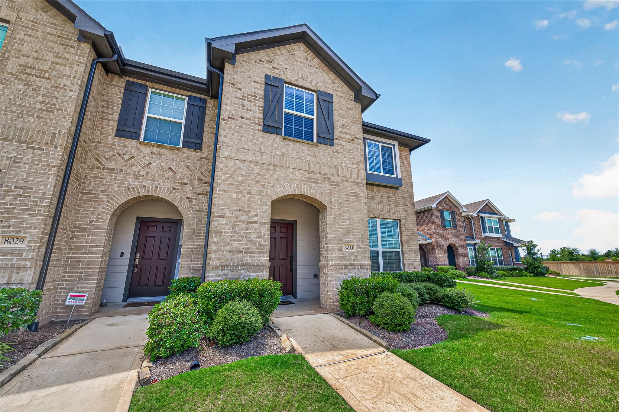 8033 Scanlan Trail