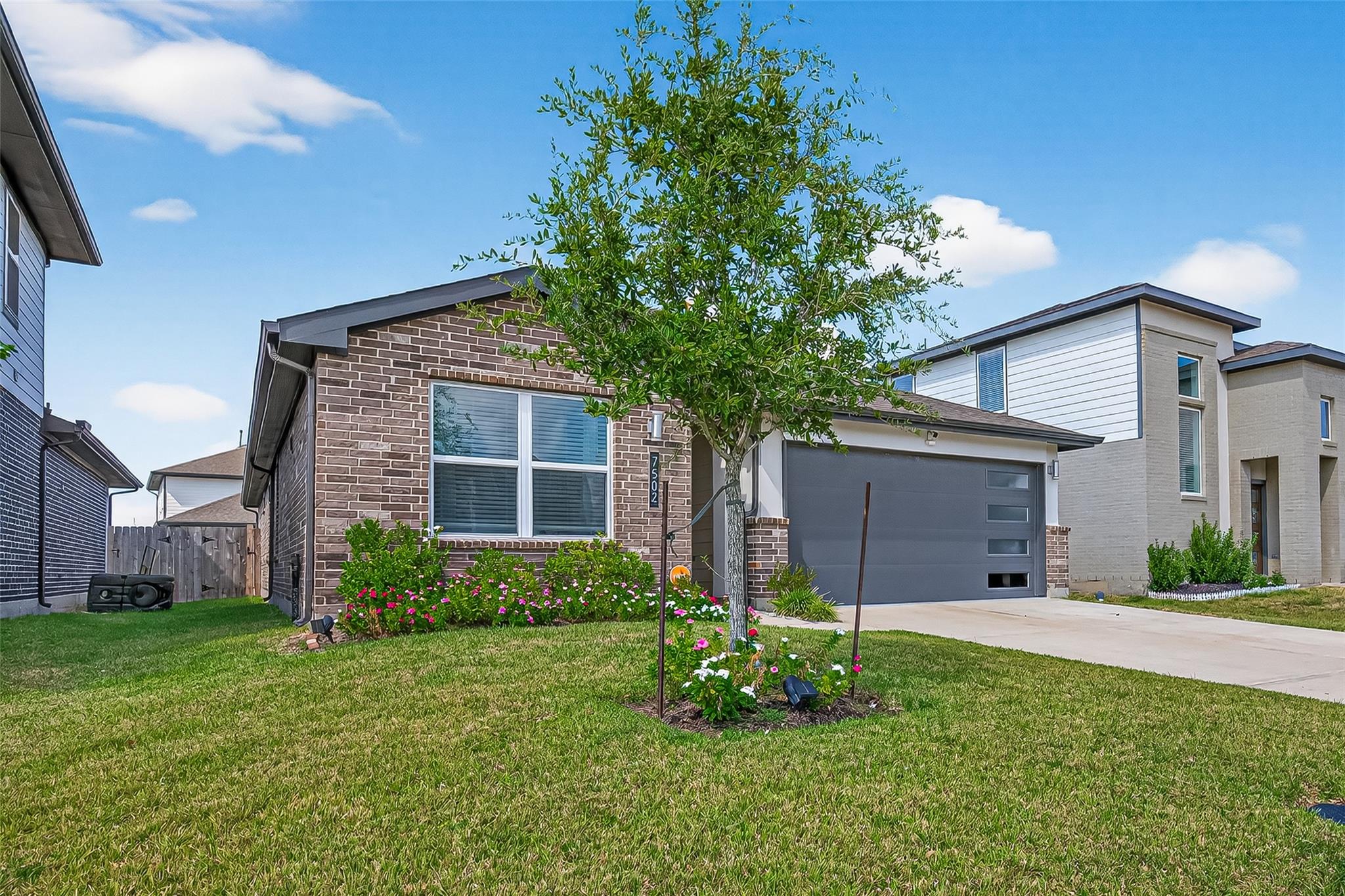 7502 Sonora Star Lane