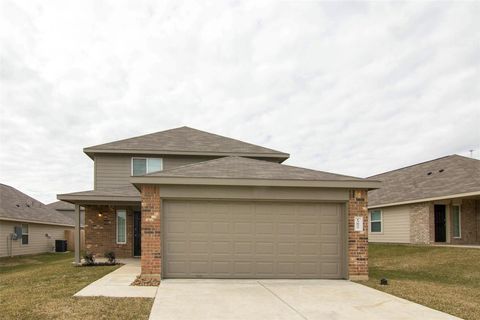 Photo of 13827 Winding Path Lane, Willis, TX 77378 (MLS # 40811997)