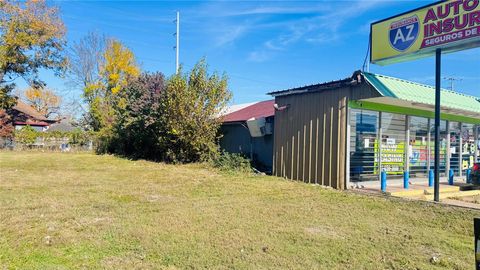 Photo of 6735 Canal Street, Houston, TX 77011 (MLS # 69396806)