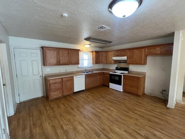1118 Bluebird Avenue