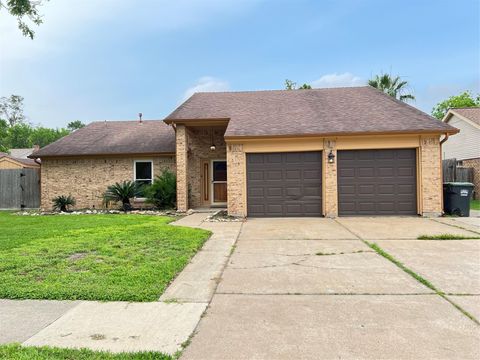 Photo of 2417 Colleen Drive, Pearland, TX 77581 (MLS # 9625089)