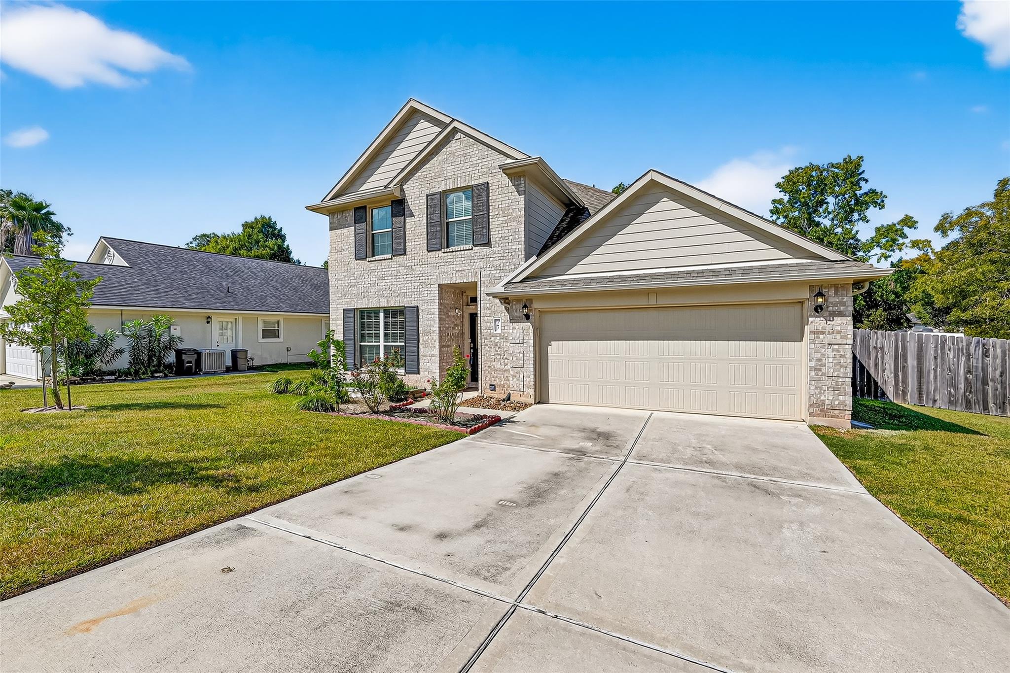 707 Paradise Lane