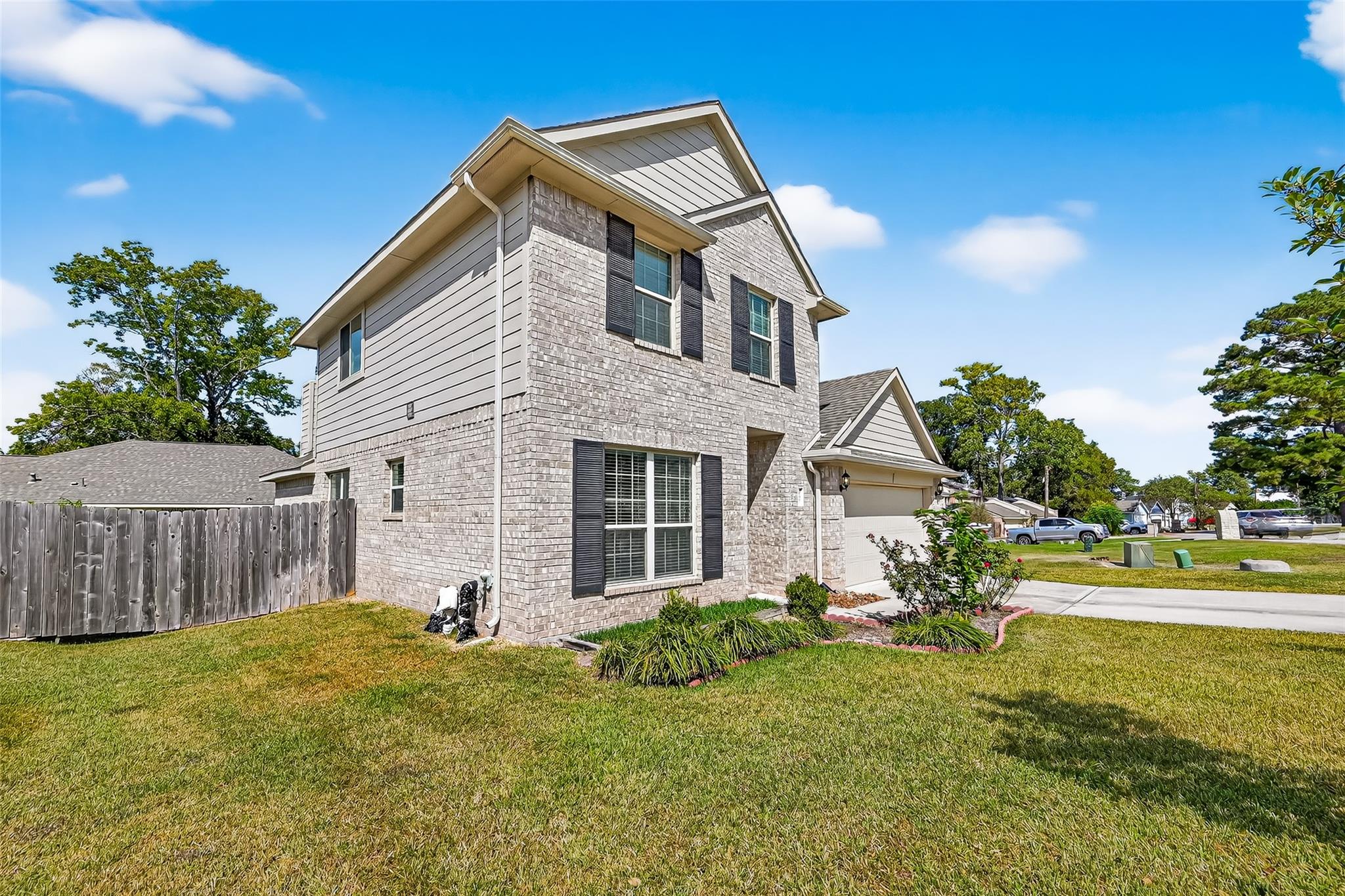 707 Paradise Lane